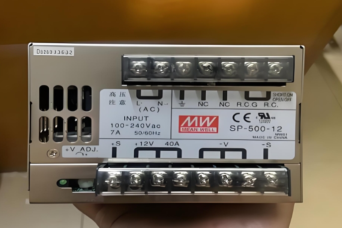 智能驅動精準控制明緯DPU系列電源