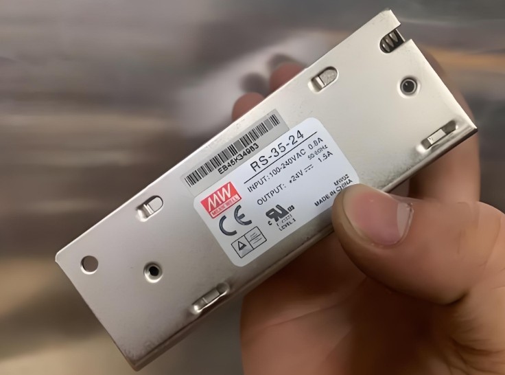 高性價(jià)比之選明緯LP系列LED電源品質(zhì)卓越價(jià)格親民